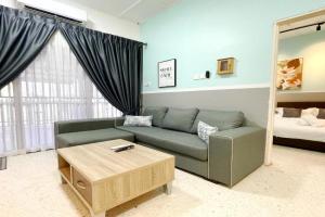#SP Cozy&Warm 3Bedroom HomeStay 10PAX by S&T Homez, Seremban