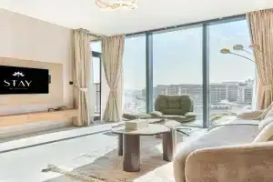 STAY BY LATINEM Luxury 3BR Holiday Home CA 0702 Near Burj Khalifa, Dubai