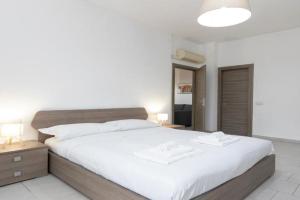 Rho Fiera Spacious apartment in the center of, Rho