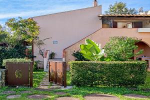 Trilo Marina Guest house, San Teodoro