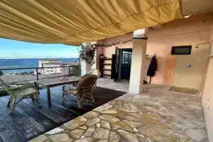 Cozy Apartment with a Lovely Private Terrace, Massa Marittima
