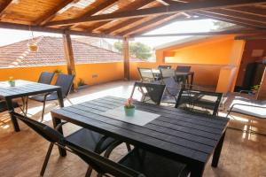 Apartmani AE, Biograd
