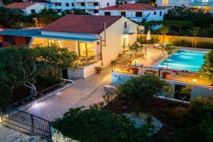 Holiday Home Josipa by Interhome, Supetar