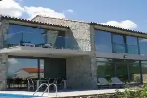 Holiday Home Villa Paradise by Interhome, Verbenico