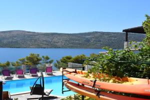 Holiday Home Seaside Villa Lara mit beheiztem Swimmingpool by Interhome, Vinisce