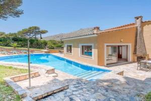 Holiday Home Villa Alexandria Cala Sant Vicenç by Interhome, Cala San Vicente