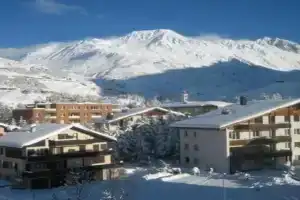 Apartment modern eingerichtete Ferienwohnung in by Interhome, Andermatt