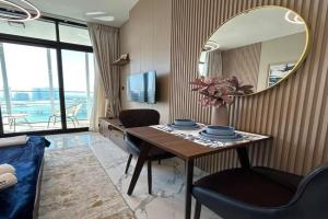 Cozy Studio Apt with balcony - Al Maryah Vista 1, Abu Dhabi City