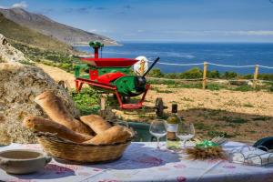 APT RINO Sea View basement in Villa Rosaria, Scopello