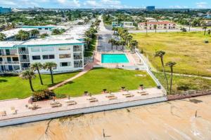 Daytona Ocean Jewel Condos Unit 244 Guest house, Daytona Beach