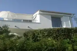 Holiday Home Traumhafte Villa Punta Skala mit 2 Terrassen by Interhome, Donje Petrcane