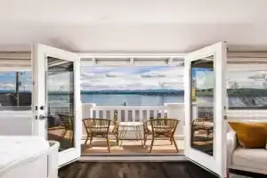 Seattle Craftsman Mansion w Lk&Mt Rainier view Guest house, Seattle