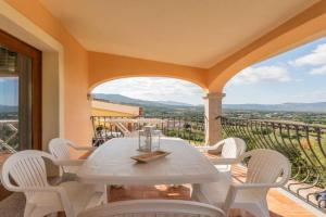 Lovely flat immersed in nature Apartments, Badesi