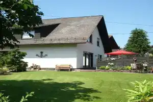 Ferienwohnungen Ingrid Alfes Apartments, Lennestadt