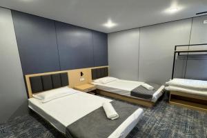 Home Inn Hotel, Almaty
