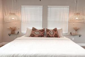 - The Magnolia - TX - Same Day Booking Apartments, Fort Worth