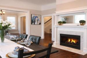 Spacious 4-Bed- Sleeps 8 - Family Friendly Guest house, Oakland