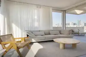 The Rooftop Penthouse at Levinsky - By Vacay, Tel Aviv