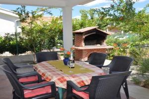 Apartment in Poljica mit privatem Parkplatz by Interhome, Vinisce