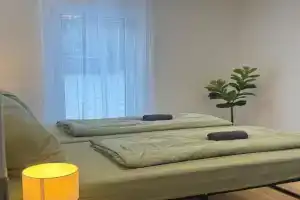 3 Zimmer Altbau nähe Hochschule mit Garten Apartments, Aalen