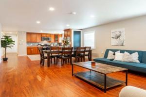 Marbella Lane-Spacious 5BR Ideal for Biz & Families in SJ Guest house, San Jose