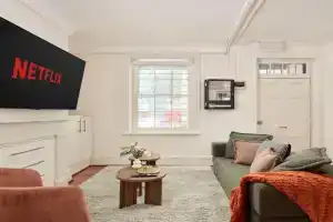 4BR House Free Parking Dog Friendly, Sydney