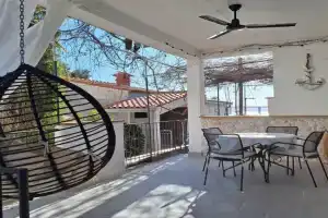 Apartman Mediteraneo 2 by Villas Guide, Klek