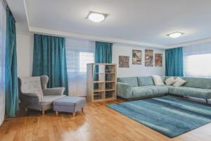 Celý dům v klidné části města, parkování zdarma Guest house, Hradec Kralove