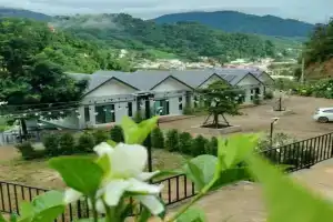 บ้านพักแฮปปี้โฮมรีสอร์ท Hotel, Mae Sai