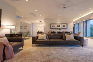 Serene Escape @ Lotus Gardens Apartments, Layan Beach