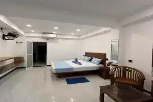 Blue Mind Surf Home Guest house, Weligama
