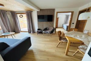 Ferienwohnung Lärche Apartments, Pfronten