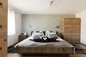 Fekete Virág vendégház Apartments, Morahalom