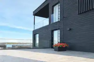 Luksustason kolmen makuuhuoneen lomahuoneisto meren äärellä Apartments, Turku