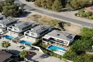 Çamyuva villa, Kiris