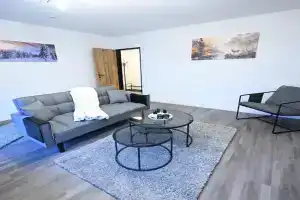 Timos Ferienwohnung Apartments, Schmallenberg