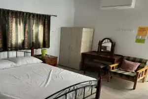 Easy access Guest house, Larnaka