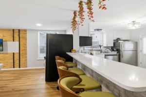 Cultural Comfort Private Room 3 Near JHU, MICA, BWI & Downtown, Baltimore