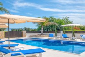 Kallizoni villa, Neo Chorio