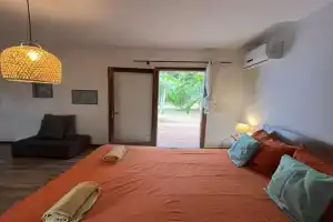 Thelazycoco Guest house, Blue Bay