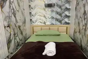 Dream Moon Hostel, Haad Rin