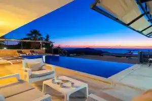 Luxury 4-Bedroom Sea View Villa with Private Pool in, Kalkan