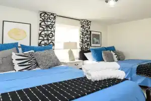 Foosball Fun! Private House Close to Kansas City!, Overland Park