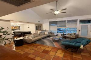 Lakehouse Oasis Pool, hottub & Loft FSC Straw Fest, Lakeland