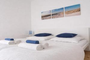 Haus Wilbrand Ferienzimmer 3 Guest house, Warnemunde