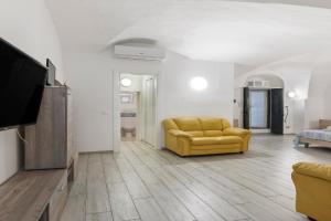 Solemare - Center and Parking - Happy Rentals Apartments, Ceriale