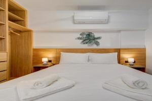 Central 1BR Studio Near St Julians Hotspots with AC by 360 Estates, Pembroke