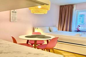 Studio Flamingo, Helsinki