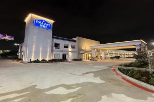 Palace Inn Blue 290 W 43rd & Bingle Rd, Houston