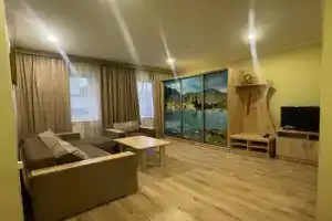 Apartamenti v tsentri mista, Truskavets
